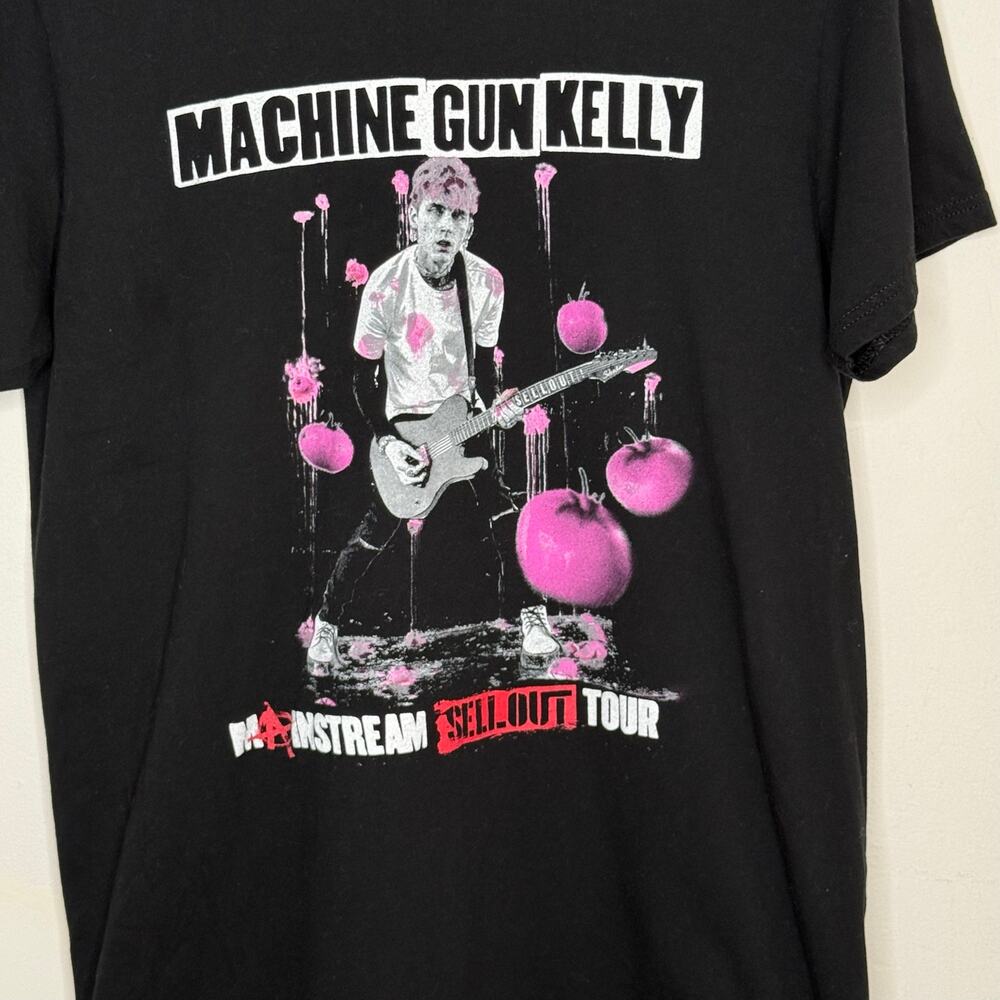 Machine Gun Kelly Mainstream‎ Sellout Tour Tee Large Black Punk Emo Band Shirt - Picture 4 of 9